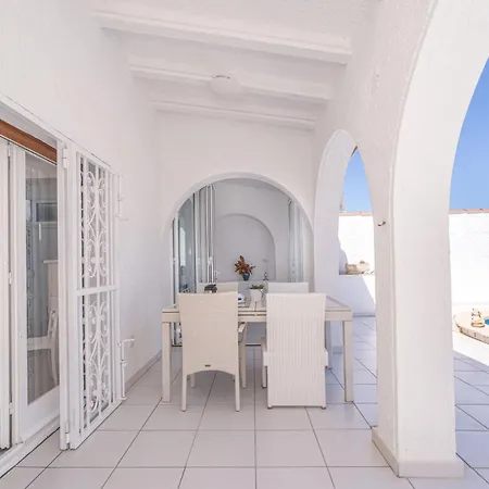 Willa Apart-rent Casa Llobregat 0100