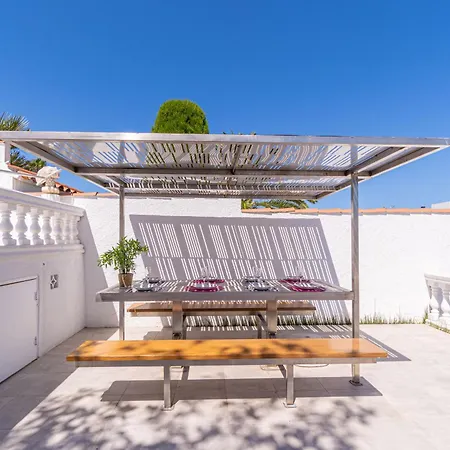 Willa Apart-rent Casa Llobregat 0100 Empuriabrava